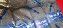 Carica l'immagine nel visualizzatore di Gallery, Aladino misto lana a gomitoli, confezione da 500g.
