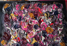 Carica l'immagine nel visualizzatore di Gallery, Cromie d'Autore. Dipinti in tecnica mista con acrilici su tela 40cm x 50cm. Artista Vittorina Castellano. 600g.