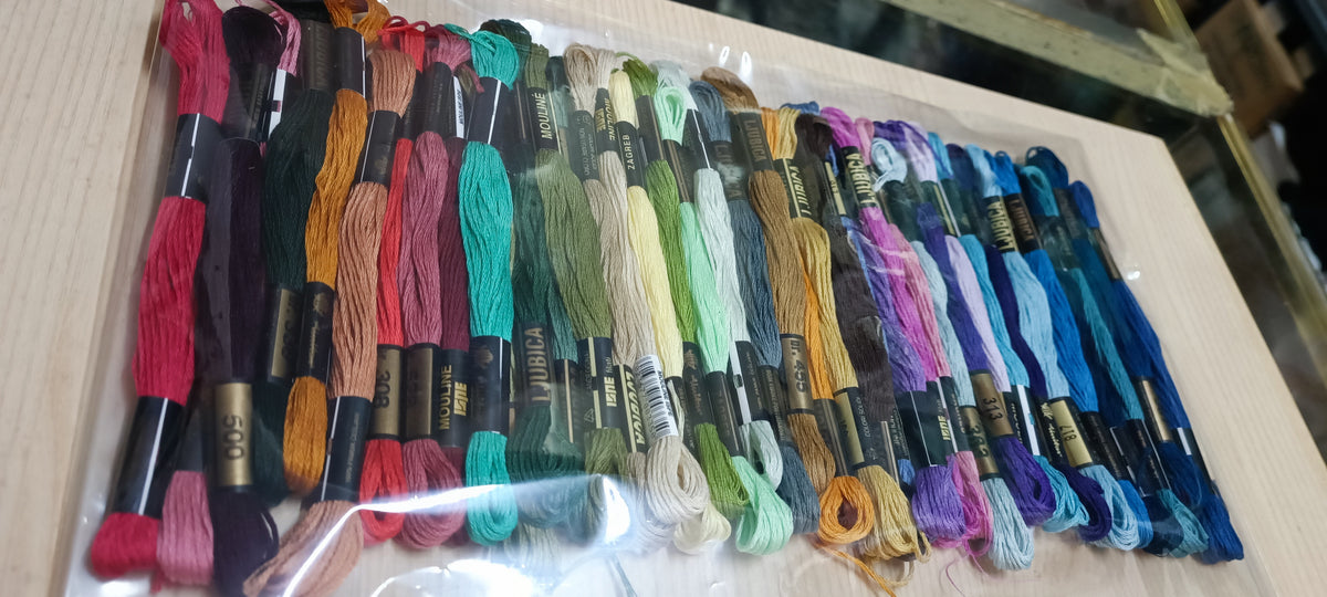 Set Filo Ricamo DMC Mouliné - 35 Matassine Cotone 8mt, Colori Assortiti - Foto 6