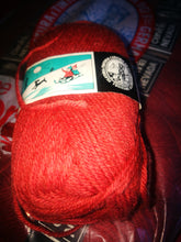 Carica l'immagine nel visualizzatore di Gallery, Misto lana Nevada della Cervinia, ferri 4, 125 m a gomitolo. Confezione da 500g.