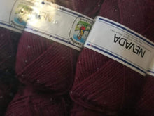 Carica l'immagine nel visualizzatore di Gallery, Misto lana Nevada della Cervinia, ferri 4, 125 m a gomitolo. Confezione da 500g.