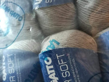 Carica l'immagine nel visualizzatore di Gallery, Pura lana Super Soft Gatto, confezione da 500g.