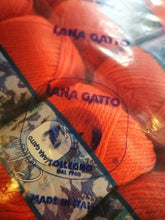 Carica l'immagine nel visualizzatore di Gallery, Misto lana Calicò della Gatto in gomitoli, confezione da 500g.