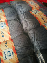 Carica l'immagine nel visualizzatore di Gallery, Misto lana Calicò della Gatto in gomitoli, confezione da 500g.