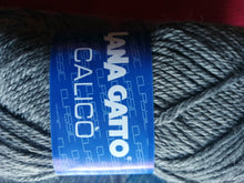 Carica l'immagine nel visualizzatore di Gallery, Misto lana Calicò della Gatto in gomitoli, confezione da 500g.