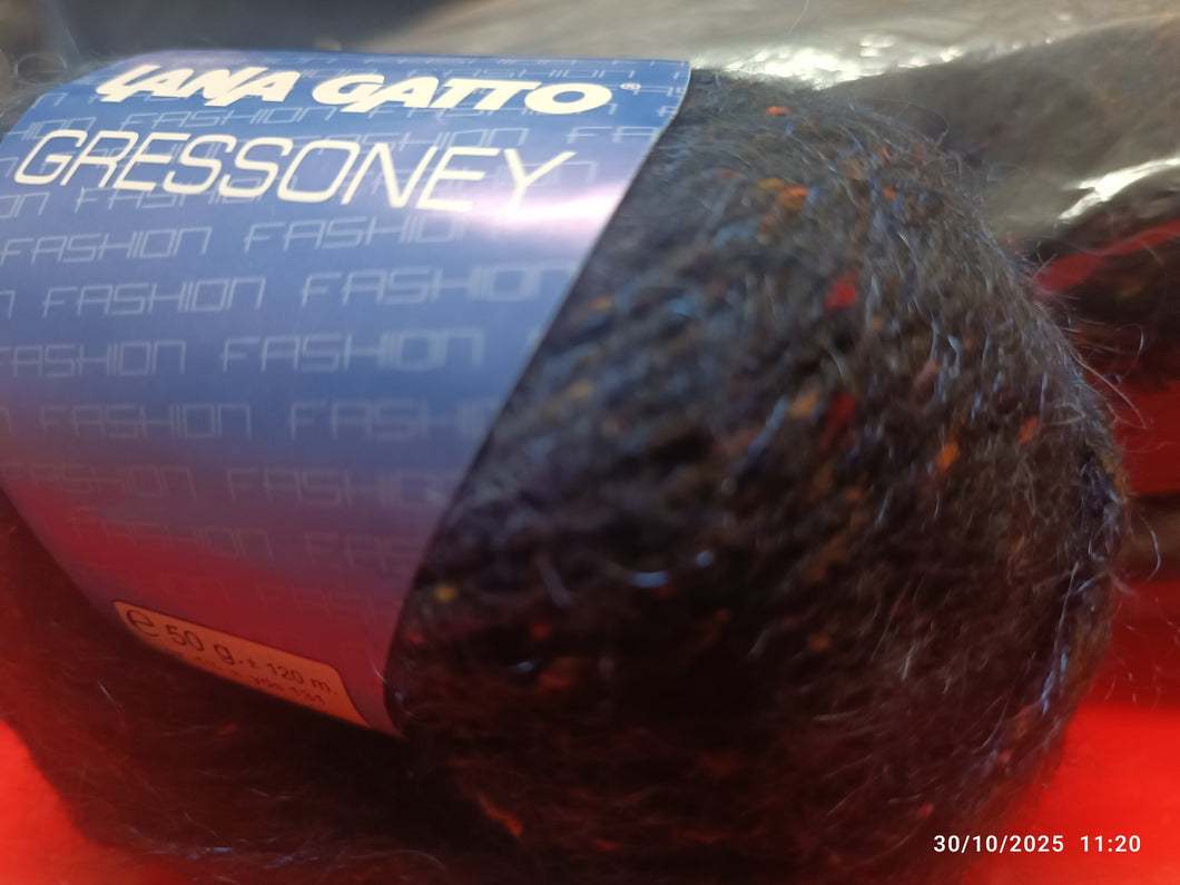 Lana moda blu melange Gressoney Gatto, misto lana, mohair, seta , poliammide, nylon e poliestere per un magnifico filato. 500g;