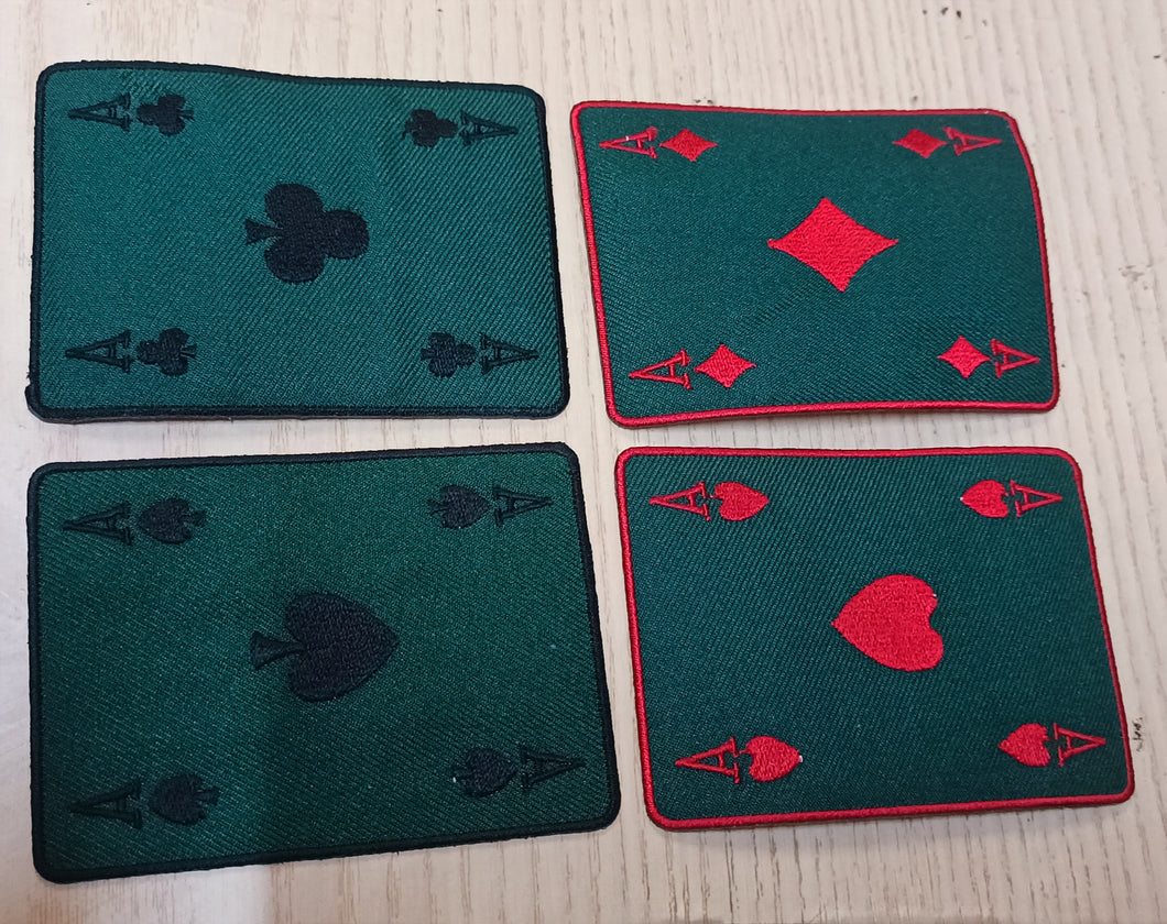 Quattro carte termoadesive per tovaglia da gioco. 50g.