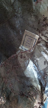 Carica l&#39;immagine nel visualizzatore di Gallery, Due stole vintage di tulle, testa di moro e polvere, 50 x150 e 130 cm. 100g
