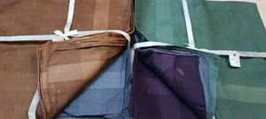 Fazzoletti uomo vintage, 13 pezzi, colori assortiti in foto, in parte con macchioline del tempo lavabili. 300g.