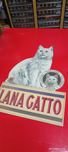 Carica l&#39;immagine nel visualizzatore di Gallery, Cartonato pubblicitario vintage della Lana Gatto. 200g.
