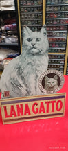 Carica l&#39;immagine nel visualizzatore di Gallery, Cartonato pubblicitario vintage della Lana Gatto. 200g.
