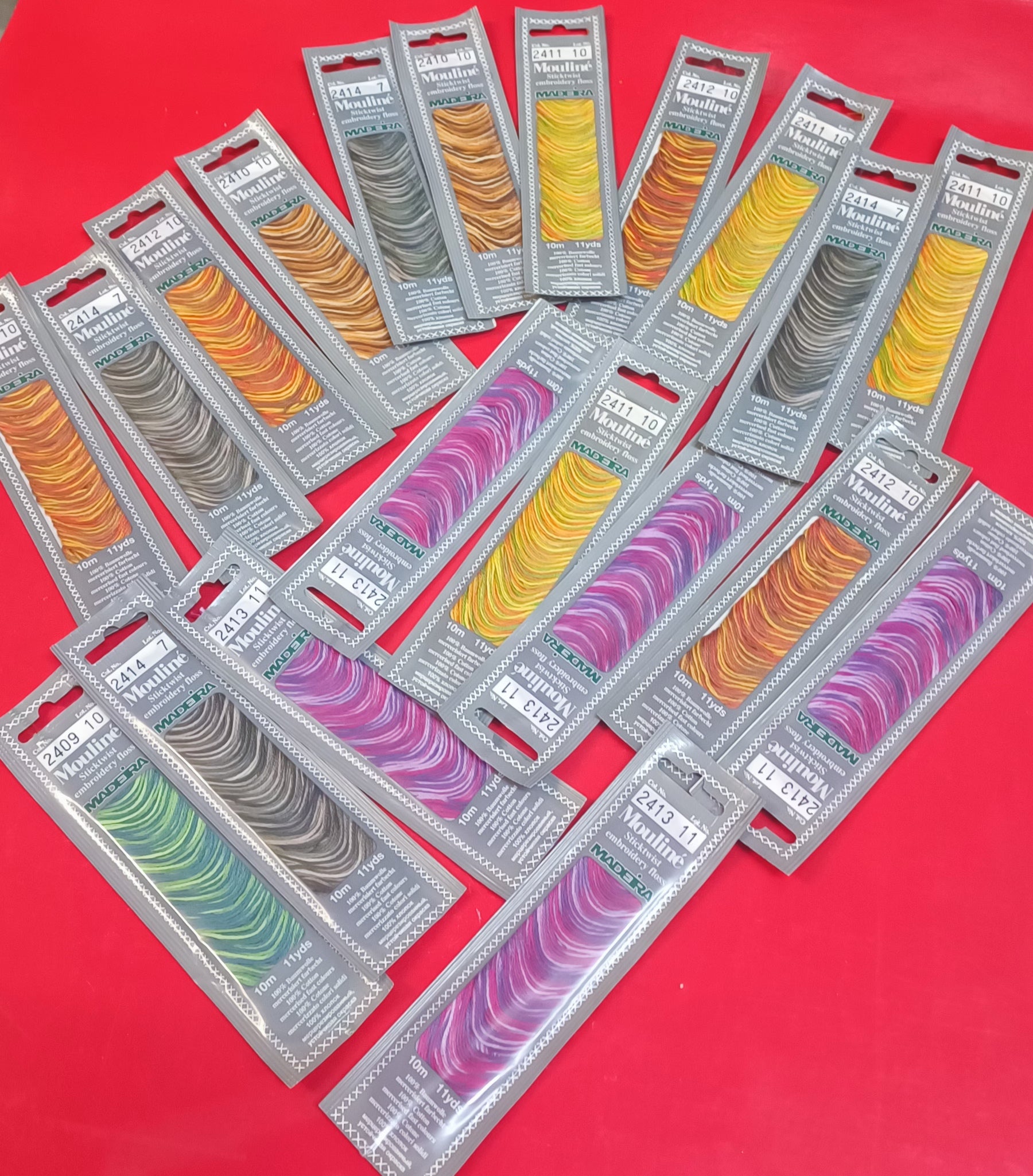 Set 100 Matasse Di Filo Da Ricamo In Cotone, 100 Colori Diversi. Ideale Per Ricamo, Cucito, Bricolage. Ogni Matassa è Lunga 8 Metri. Perfetto Per Principianti Ed Esperti.