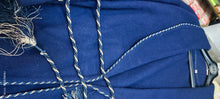 Carica l&#39;immagine nel visualizzatore di Gallery, Giacca da camera blu, calda e comoda, vintage, taglia 2(girovita cm 100, spalle cm 43). 800g.
