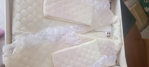 Articolo vintage. Giacca da casa impunturata Vanital, con merletti. 600g.