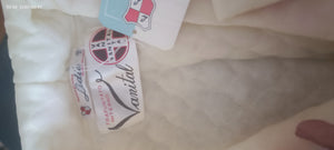 Articolo vintage. Giacca da casa impunturata Vanital, con merletti. 600g.