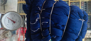 Matasse di bicomponent lana Gatto bluette. 3 kg.