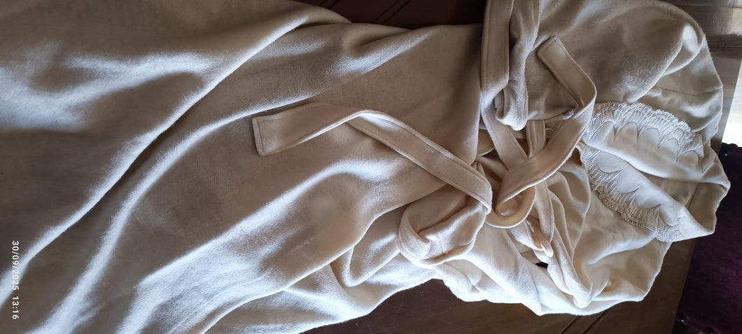 Calda e morbida vestaglia da camera, articolo vintage, taglia 50. 700g
