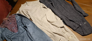 Tre body, Liabel e Luca, due in maglina sotto giacca e uno in lycra e pizzo. Taglia 3. 600g.