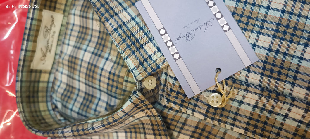 Camicia a quadretti, Antico Borgo, 16/41, . 300g.