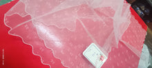 Carica l&#39;immagine nel visualizzatore di Gallery, Velo vintage di tulle panna,  50 x 150. 60g.
