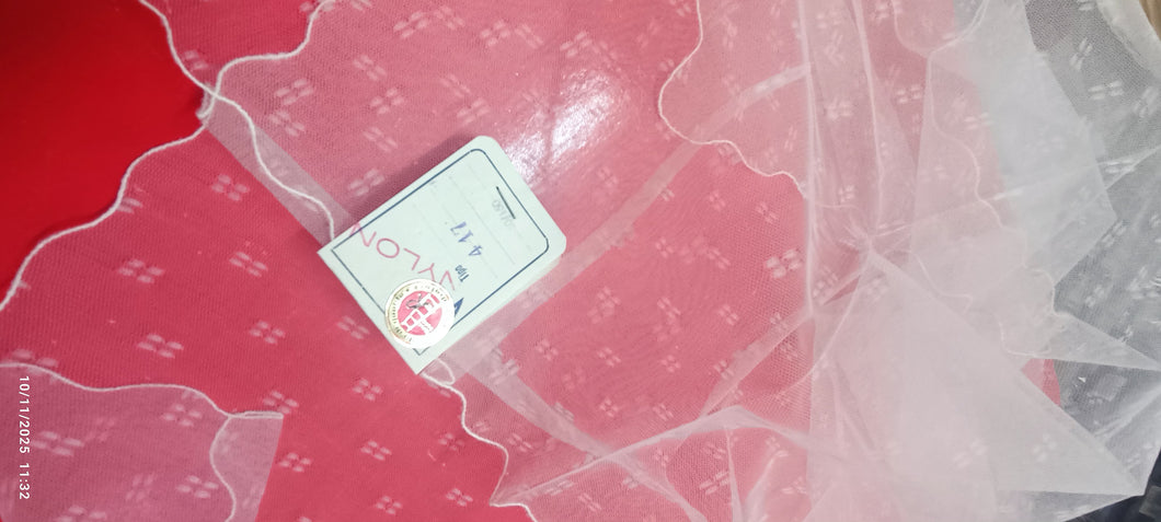 Velo vintage di tulle panna,  50 x 150. 60g.