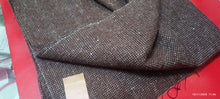 Carica l&#39;immagine nel visualizzatore di Gallery, Taglio di stoffa in lana, lunghezza 1,80 m e altezza 1,60m. 800 g.
