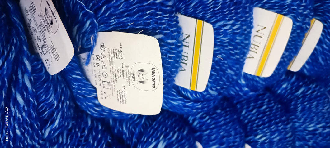 Mohair Nubia, mohair(45%) e cotone(40%), poliestere(15%) colore azzurro.scatola da 650g