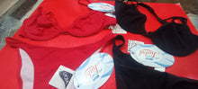 Carica l'immagine nel visualizzatore di Gallery, Offerta imperdibile. Due bikini Miss Liabel, in lycra, uno rosso e uno nero, taglia 46. 200g.
