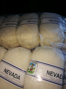 Misto lana Nevada della Cervinia, ferri 4, 125 m a gomitolo. Confezione da 500g.
