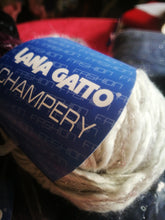 Carica l&#39;immagine nel visualizzatore di Gallery, Champery Gatto, elegante e morbido misto lana con mini paillettes., 500g.
