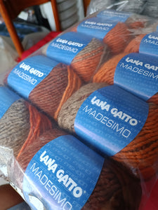 Misto lana sfumato Madesimo Gatto. Ferri 6/7. Confezione da 500g.