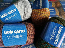 Carica l&#39;immagine nel visualizzatore di Gallery, Filato moda Mumbai Gatto misto lana53%), ferri 7,  confezione da 500g.
