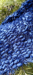 Scialle elegante in microfibra con lurex Gatto, colore azzurro, realizzato a mano. 700g.