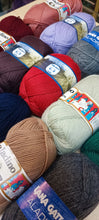 Carica l&#39;immagine nel visualizzatore di Gallery, Misto lana Aladino Gatto in mix di 15 colori. Ferri 4. 750 g.
