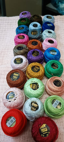 Filato di lana grosso tinto a mano colore Armonia – ÉllGi